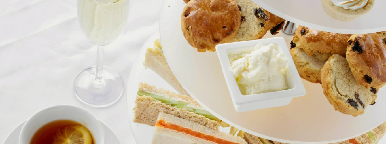 best-high-teas-brisbane-ideal-bride